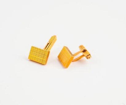 Paire de boutons de manchette en or jaune...