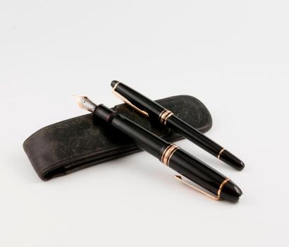 MONTBLANC, MEISTERSTUCK


- Stylo plume en...