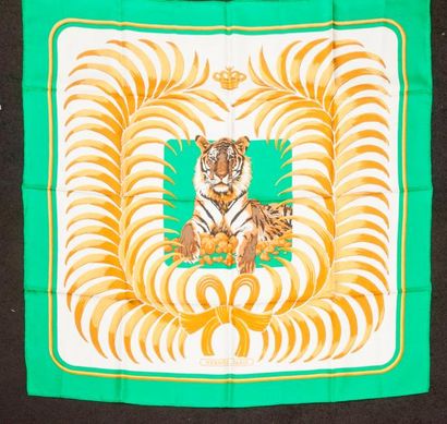 HERMES Paris


Tigre royal.

Carré en twill...