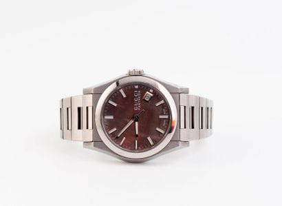 GUCCI, Pantheon 


Montre bracelet de dame...