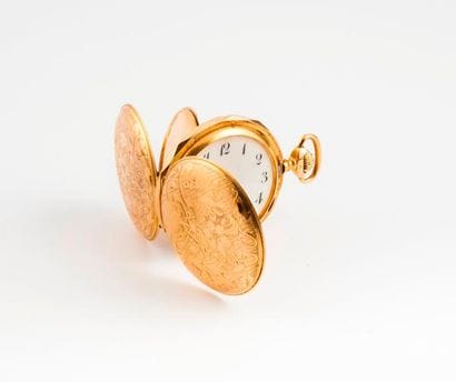 Montre de gousset savonnette en or jaune...