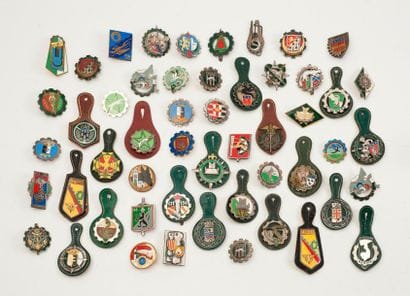 Lot d'insignes du Train.

Environ 50 pièces.

En...