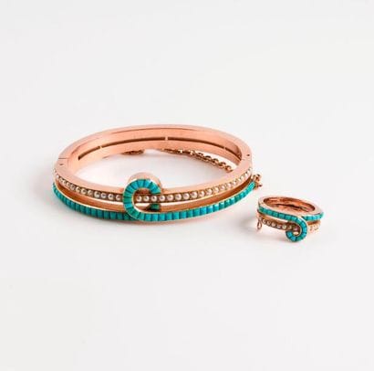 Demi-parure en or rose (750) comprenant :...