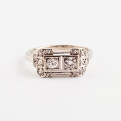 Bague en or gris (750) et platine (850) à...