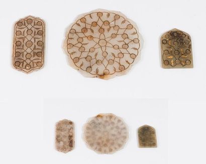 INDE, Art Moghol


Trois plaques en jades...