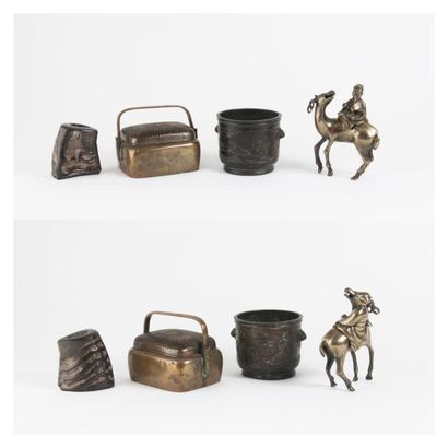CHINE, XIXème-XXème siècles


- cache-pot...