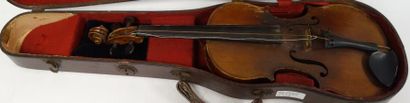 Violon Mirecourt, XXème siècle. 

Etiquette...