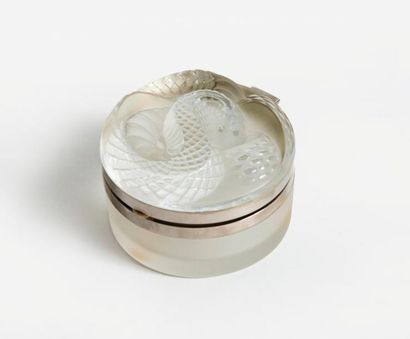 LALIQUE FRANCE


Boîte à charnière, le couvercle...