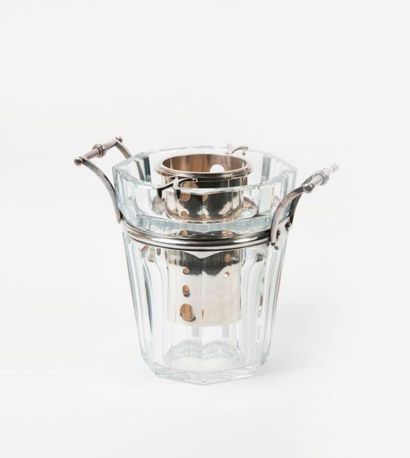BACCARAT


Seau à bouteille en cristal taillé...