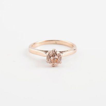 Bague en or gris (750) ornée d'un diamant...