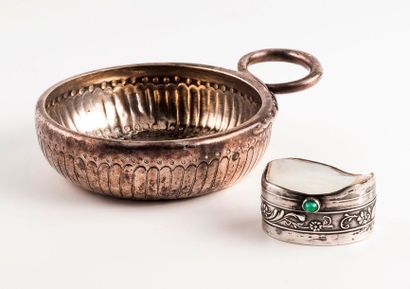 Tastevin en argent (min. 800).

Poinçons...