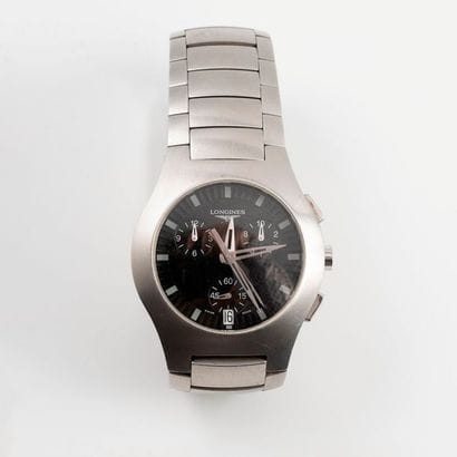 LONGINES


Montre bracelet d'homme en acier....