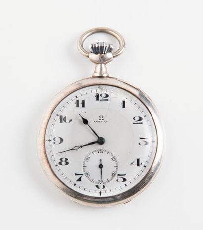 OMEGA


Montre de gousset en argent (900)....