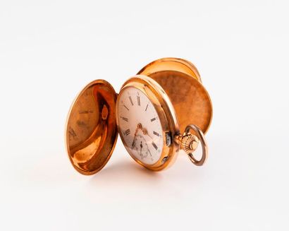 Montre savonnette en or jaune (750).

Couvercles...
