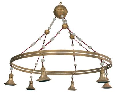 TRAVAIL MODERNE
Paire d'importantes suspensions...