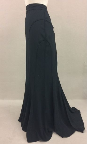 Thierry MUGLER


Longue jupe sirène en polyester...