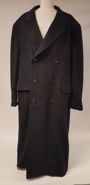 HERMES Paris


Manteau d'homme en cachemire...