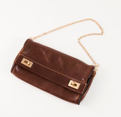 LANCEL


Petit sac en cuir de veau marron....