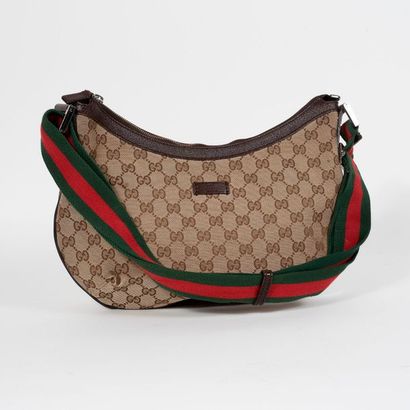 GUCCI, Sherry Line 


Sac porté épaule en...