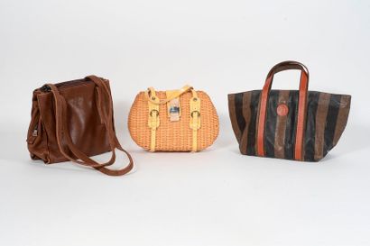 Lot comprenant :

- FENDI, Tote bag 

Sac...