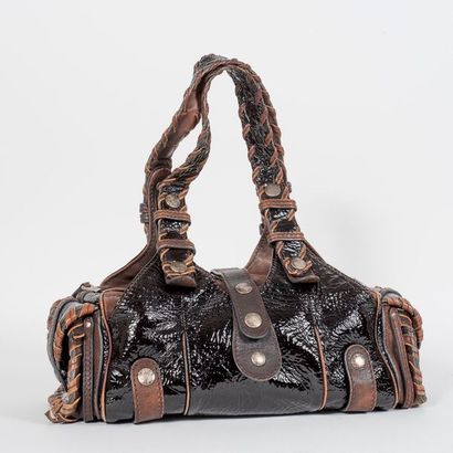 CHLOE, Silverado 


Sac porté épaule en cuir...