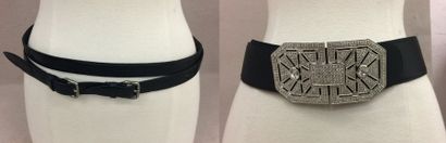Lot comprenant : 

- VALENTINO 

Large ceinture...