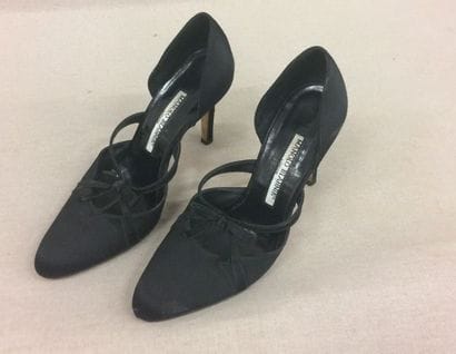 MANOLO BLAHNIK


Paire d'escarpins en satin...