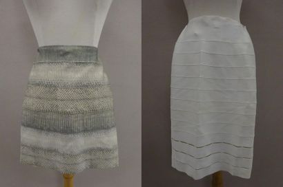 Hervé LEGER


Lot comprenant :

- Jupe courte...