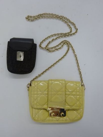 CHRISTIAN DIOR


Lot comprenant :

- Mini...