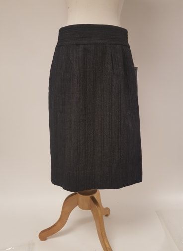 MARC by Marc Jacobs


Jupe droite longueur...