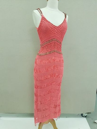 ESCADA Sport


Robe longue à bretelles fines...