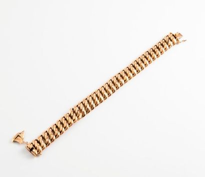 Bracelet à maille américaine en or jaune...