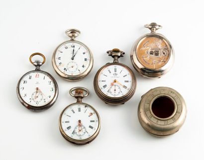 Lot de cinq montres de gousset en acier dont...