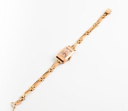SHIVAS 


Montre de dame en or jaune (750)...