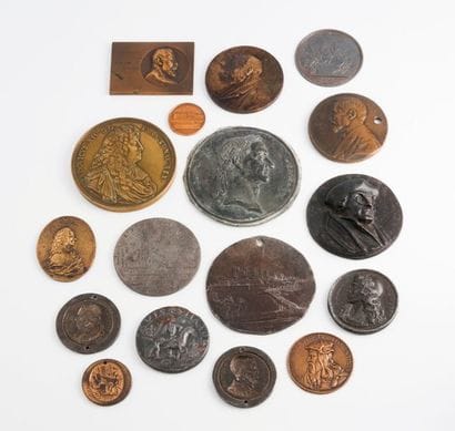 Ensemble de quinze médailles en bronze, cuivre,...
