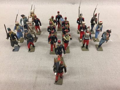CBG - MIGNOT 


Ensemble de 22 figurines...