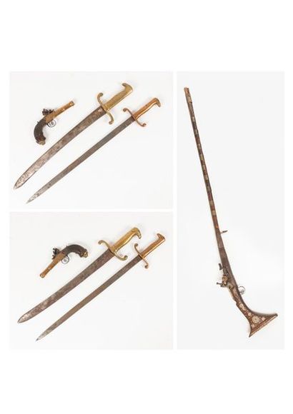 - Pistolet d'officier de marine.
Platine...