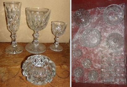 Partie de service de verres à pieds en verre...