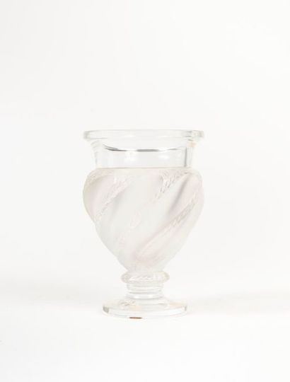 LALIQUE FRANCE


Vase 