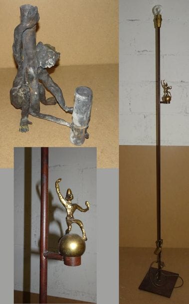 Flambeau au singe.

Sculpture en métal.

XXème...