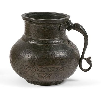 IRAN, fin XV-XVIe siècle


Pichet, mashrabe,...