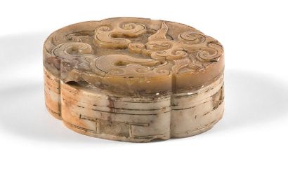 CHINE - XIXème siècle


Petite boîte en forme...