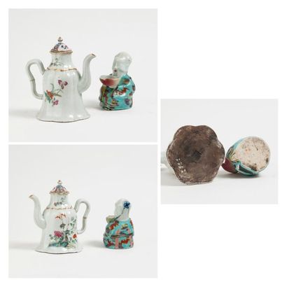 CHINE - XIXème siècle
Verseuse en porcelaine...