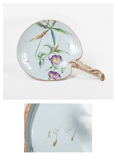 GALLE Emile (1864-1904) 


Assiette de présentation...