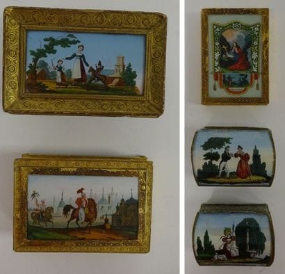 Ensemble de cinq boîtes rectangulaires à...