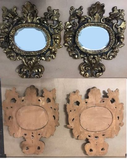 ITALIE


Paire de miroirs à décor d'enroulements...