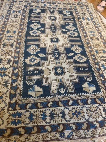 Tapis Chirvan Lesghi, Caucase, vers 1930-1940....