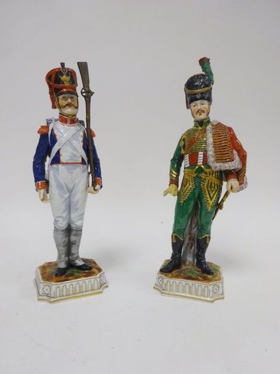 Dans le goût de CAPODIMONTE, XXème siècle


Garde...