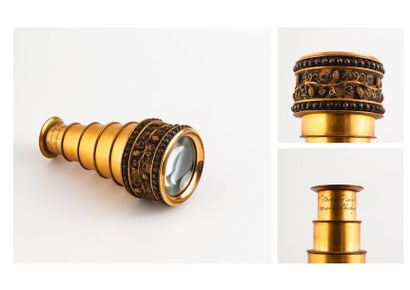Lorgnette de théâtre en laiton doré et argenté...