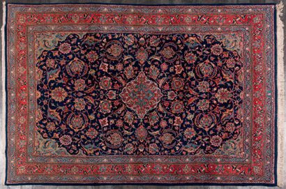 Centre de la Perse, vers 1930


Tapis Ghoum...